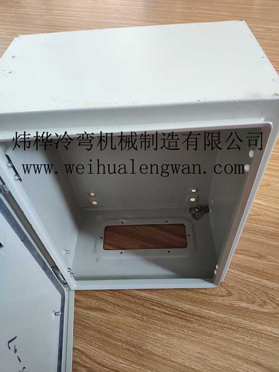 监控箱基业箱自动生产线